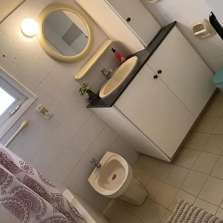 Comfort With Smart Tv & Netflix Séjour chez l'habitant Larnaca