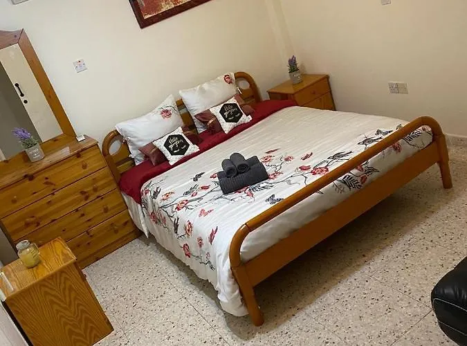 Comfort With Smart Tv & Netflix Δωμάτια σε οικογενειακή κατοικία *